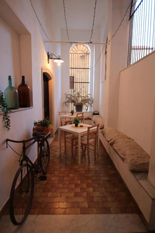 Villa Dimora Porta Garibaldi Aeroporto di Catania Fontana Rossa Esterno foto